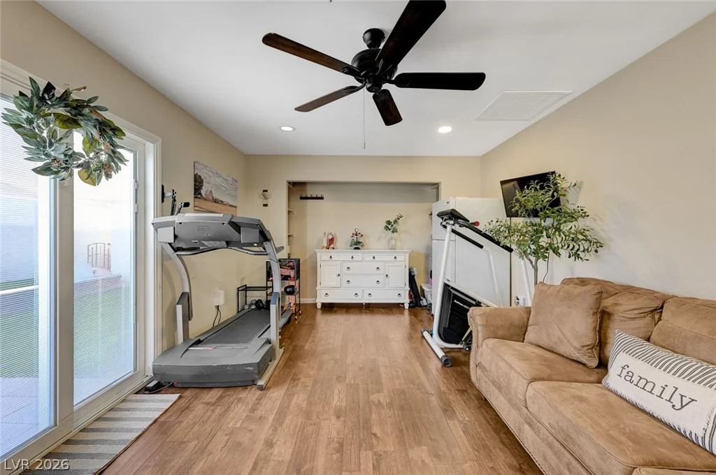 6317 Molino, Las Vegas, NV 89108