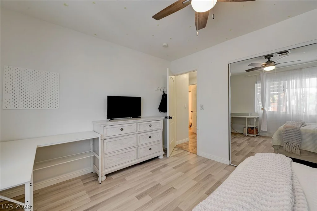 6317 Molino, Las Vegas, NV 89108