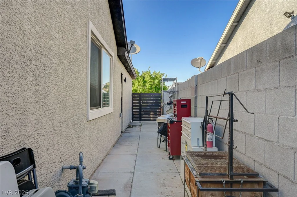 6317 Molino, Las Vegas, NV 89108