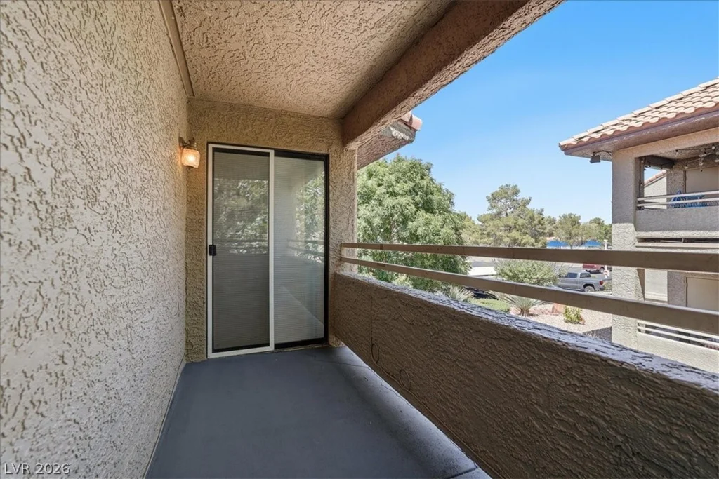 5030 Rainbow, Las Vegas, NV 89118
