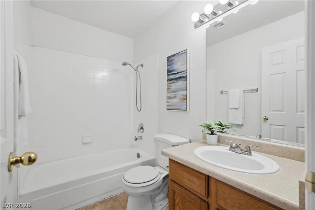 5030 Rainbow, Las Vegas, NV 89118