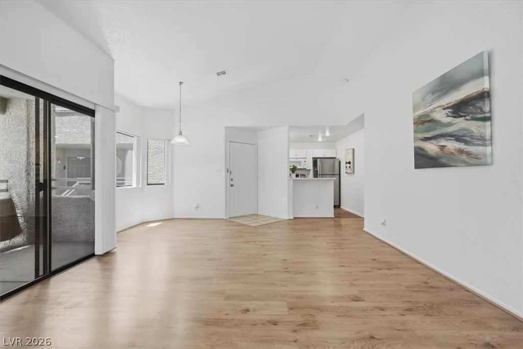 5030 Rainbow, Las Vegas, NV 89118