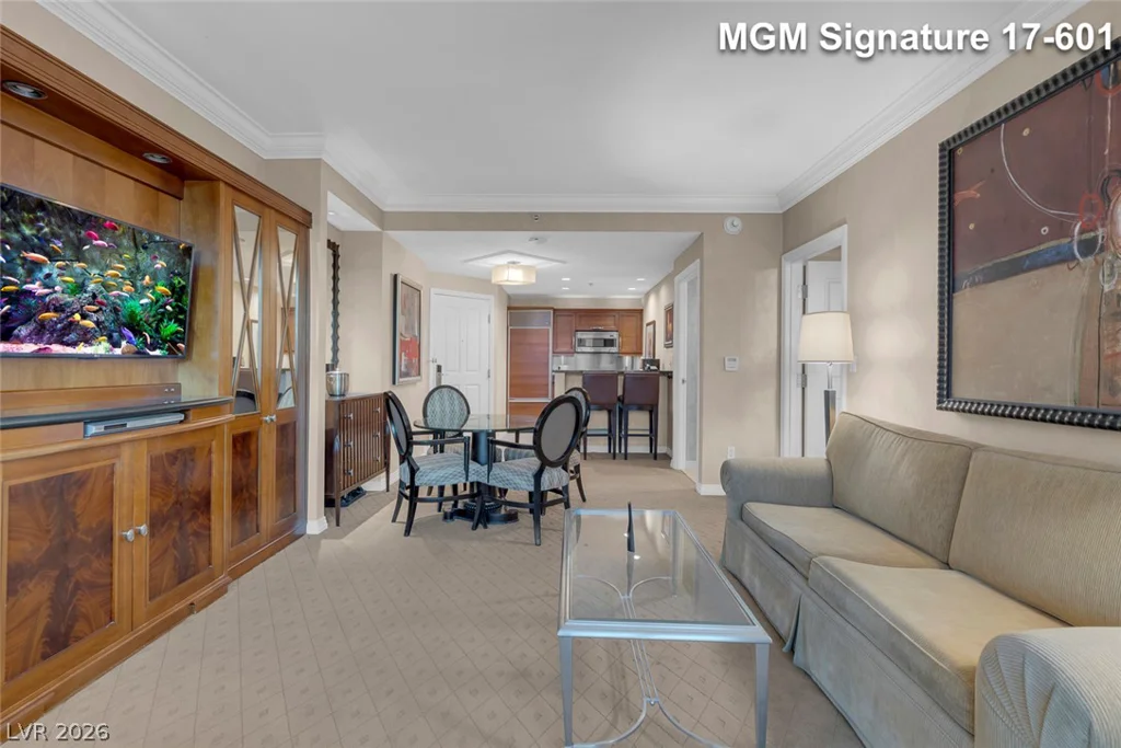 145 Harmon, Las Vegas, NV 89109