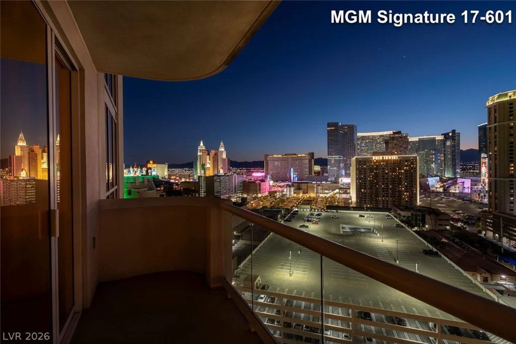 145 Harmon, Las Vegas, NV 89109
