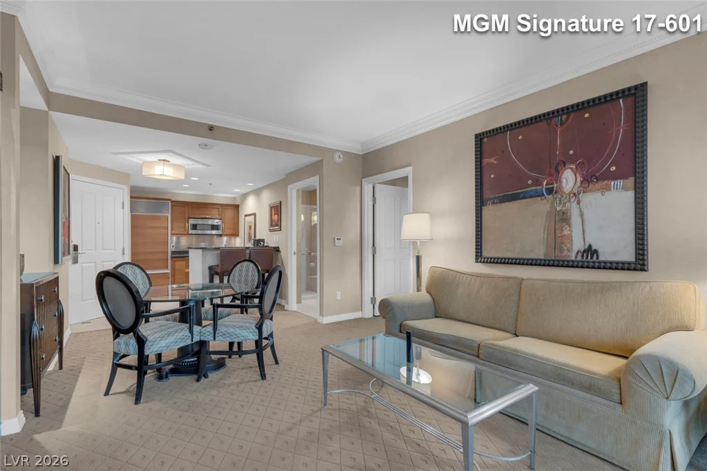 145 Harmon, Las Vegas, NV 89109