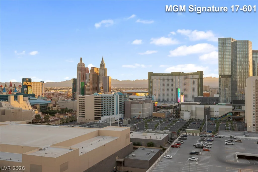 145 Harmon, Las Vegas, NV 89109