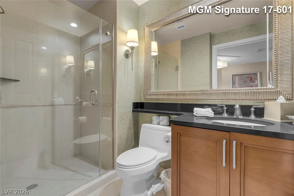145 Harmon, Las Vegas, NV 89109