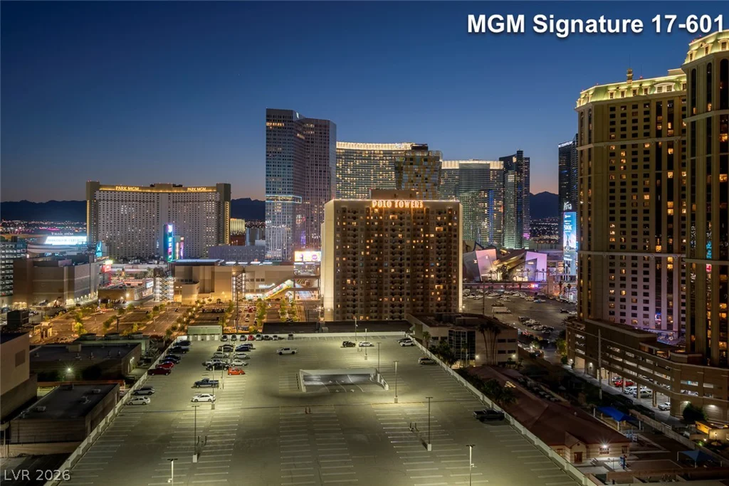 145 Harmon, Las Vegas, NV 89109