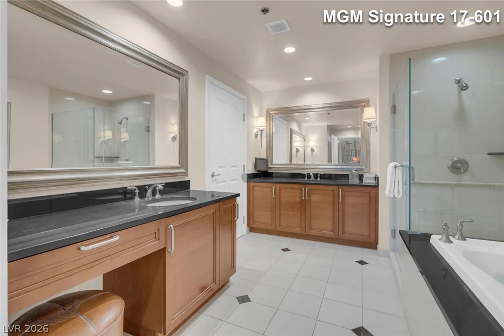 145 Harmon, Las Vegas, NV 89109