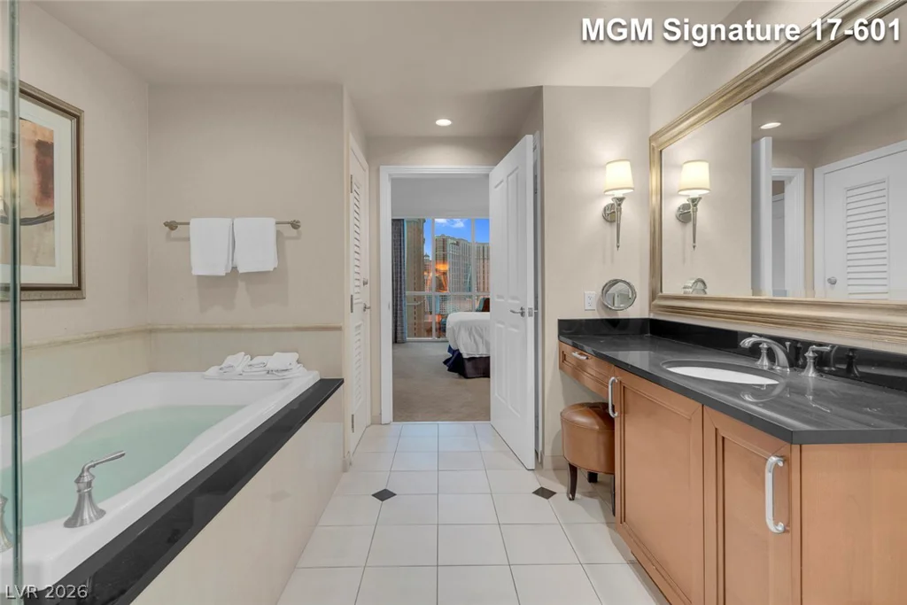 145 Harmon, Las Vegas, NV 89109