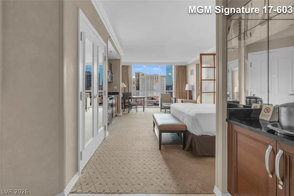 145 Harmon, Las Vegas, NV 89109