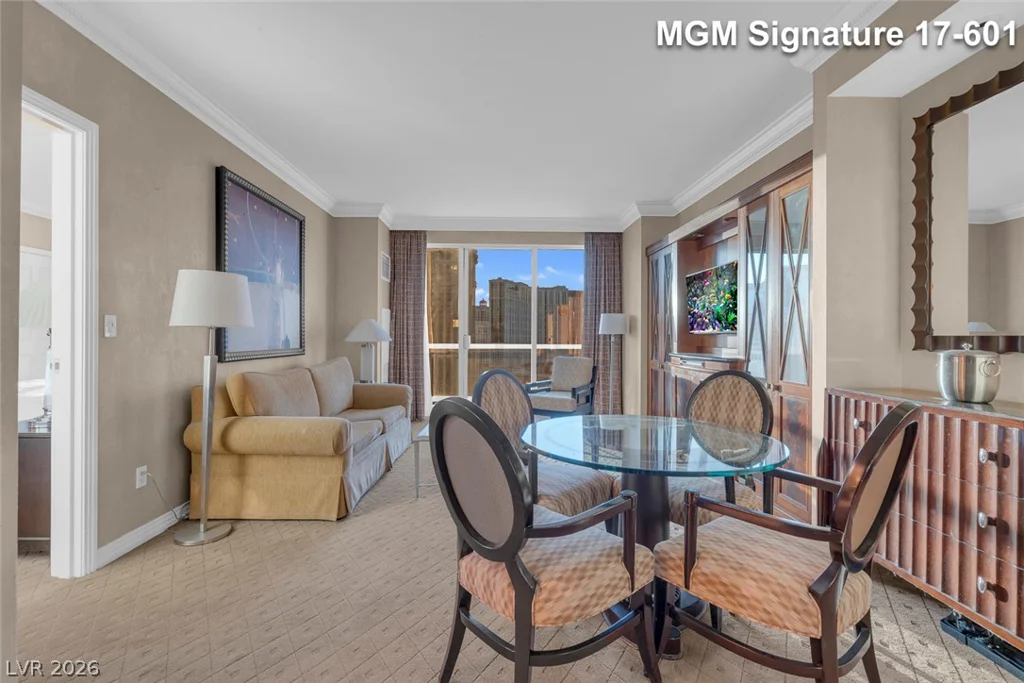 145 Harmon, Las Vegas, NV 89109
