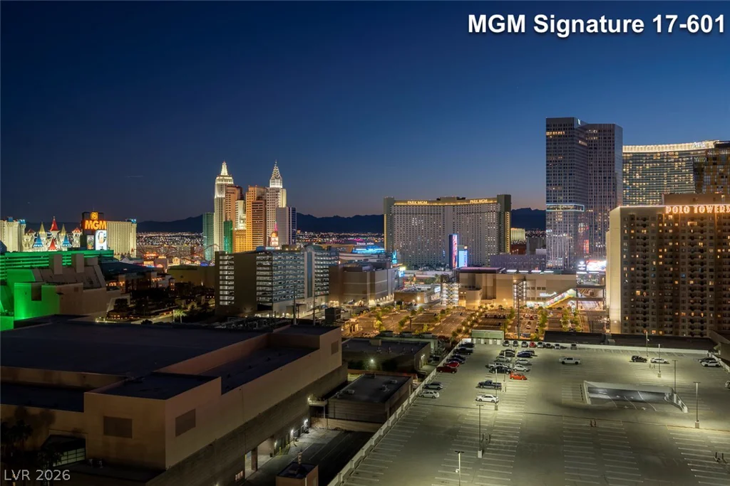 145 Harmon, Las Vegas, NV 89109