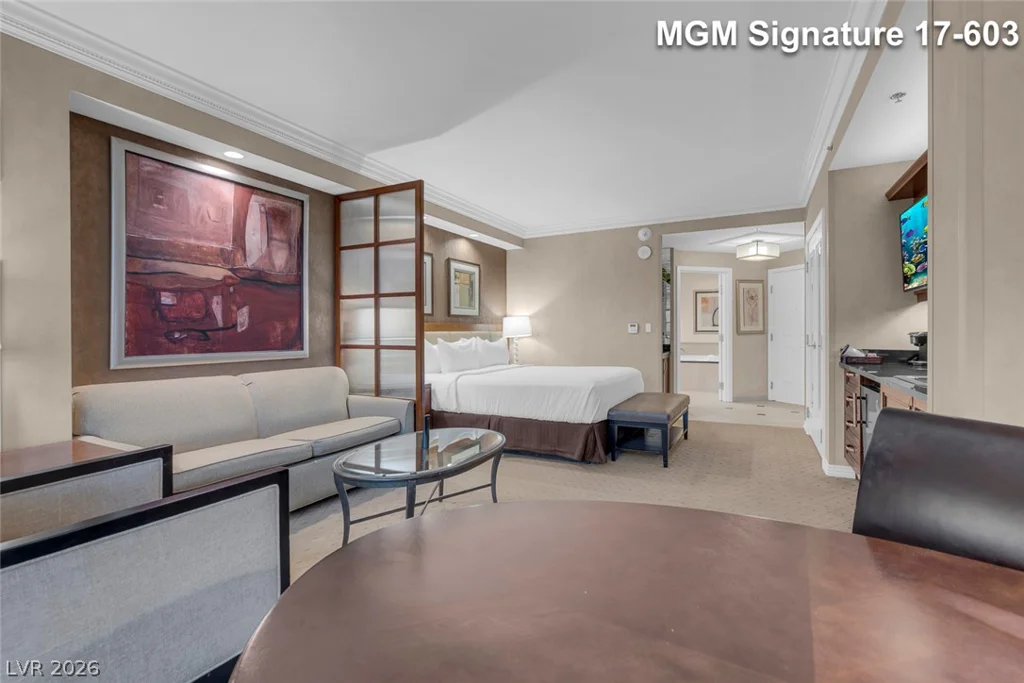 145 Harmon, Las Vegas, NV 89109