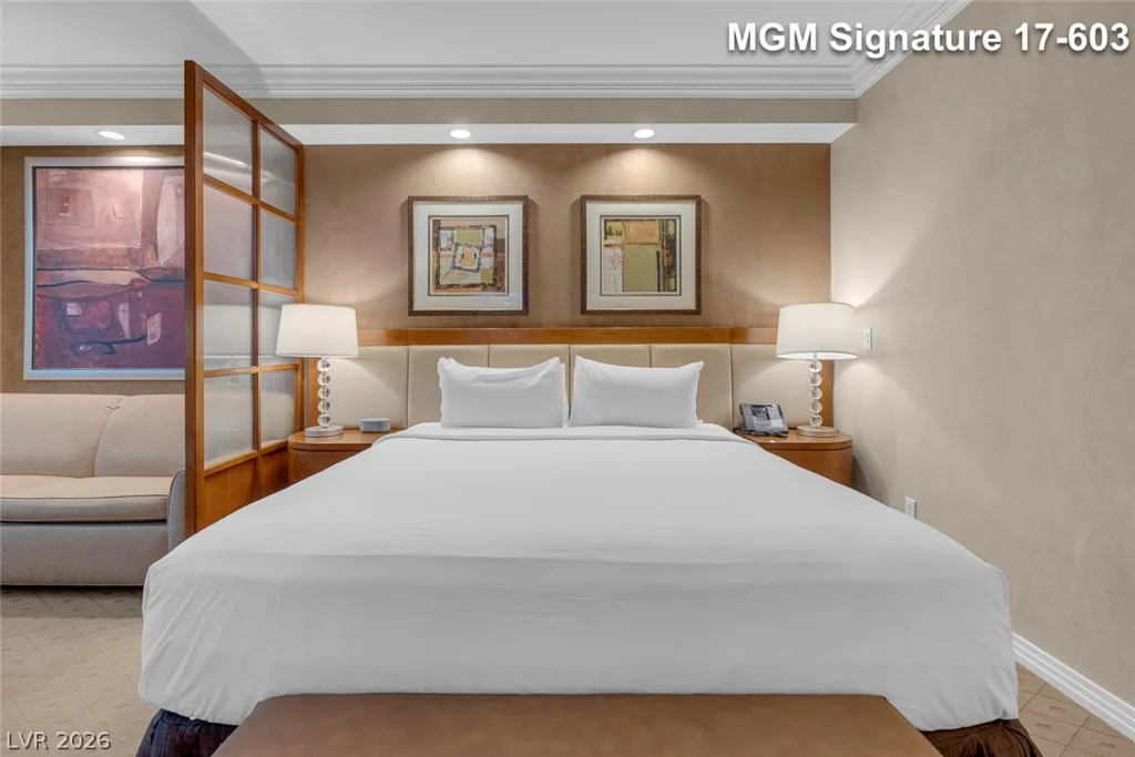 145 Harmon, Las Vegas, NV 89109