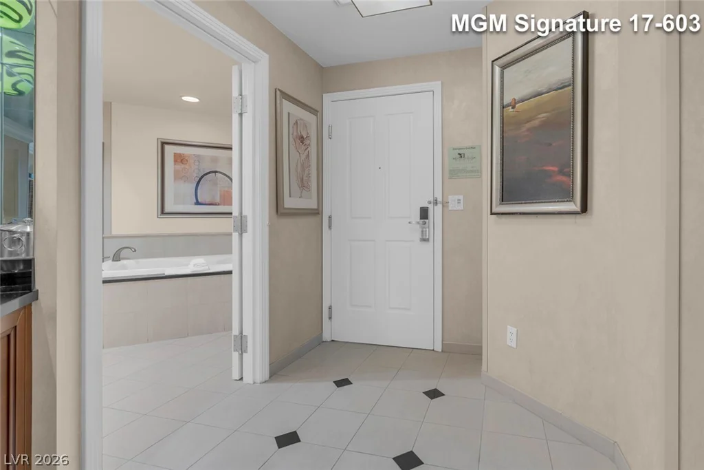 145 Harmon, Las Vegas, NV 89109
