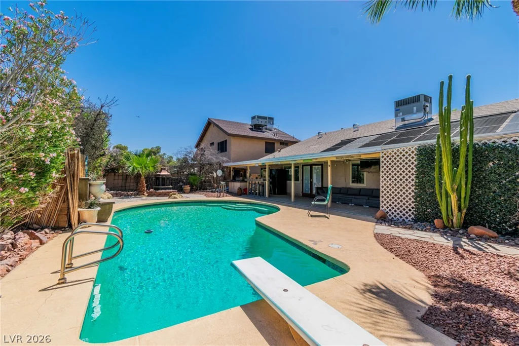 4460 Cranbrook, Las Vegas, NV 89103