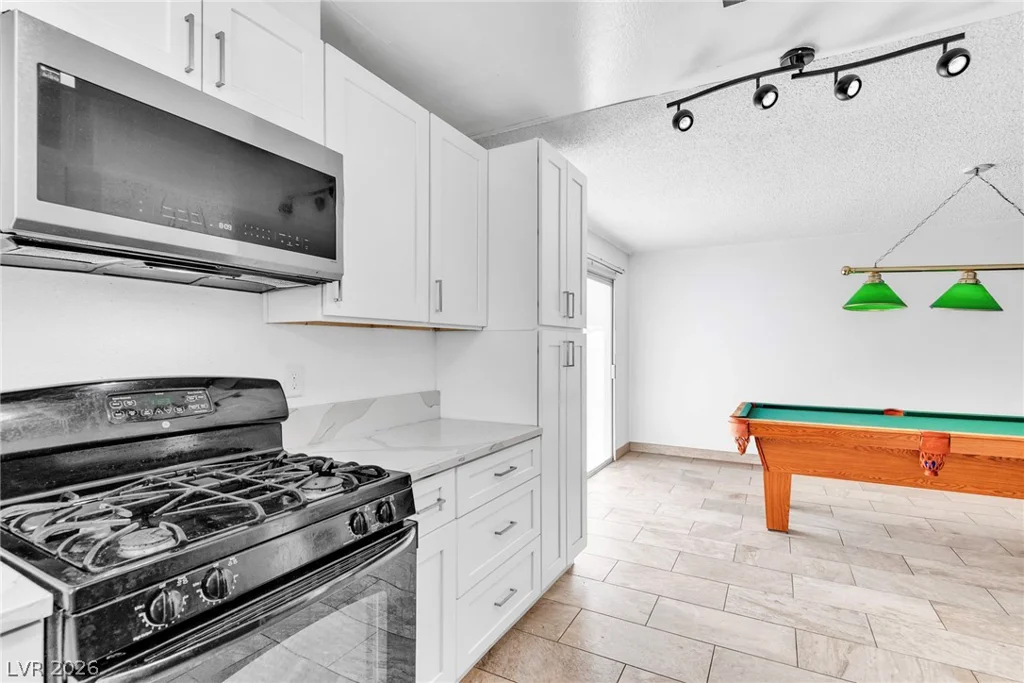 4460 Cranbrook, Las Vegas, NV 89103