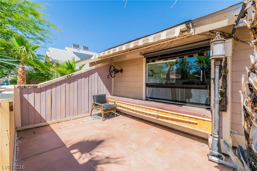 4460 Cranbrook, Las Vegas, NV 89103