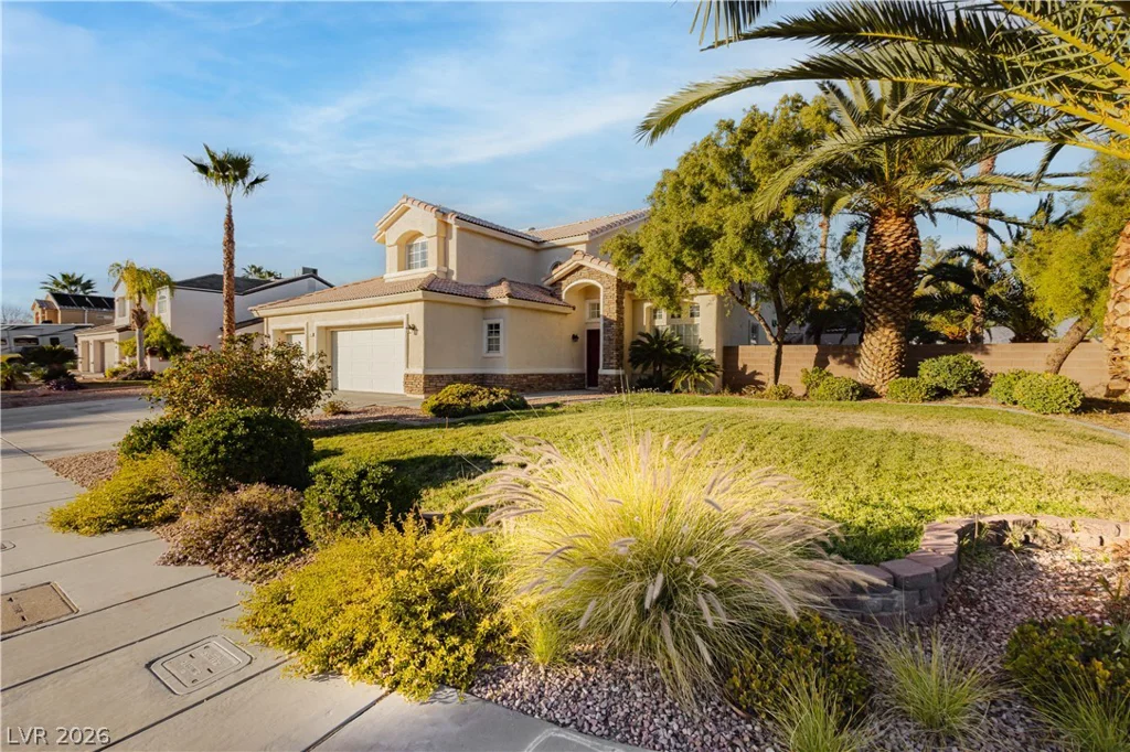 6100 Fisher, Las Vegas, NV 89130
