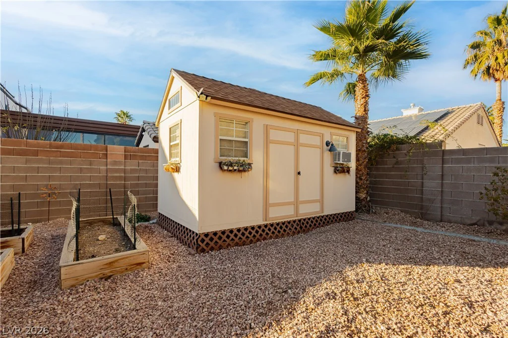 6100 Fisher, Las Vegas, NV 89130