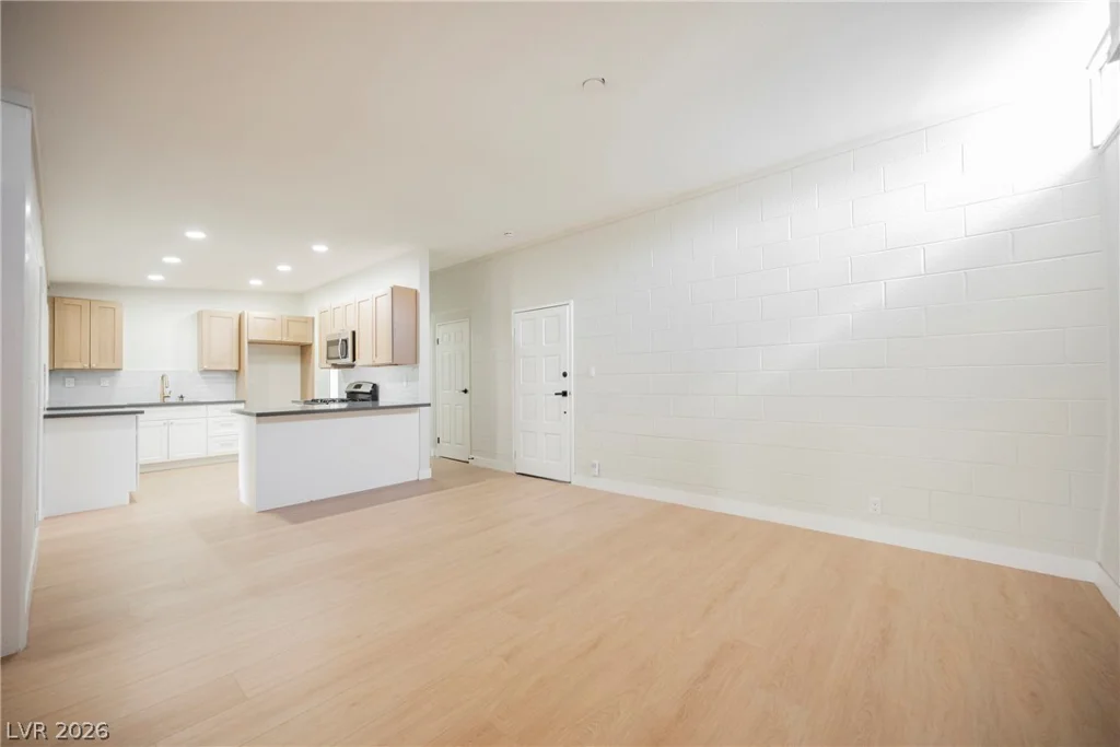 2601 Reynolds, North Las Vegas, NV 89030