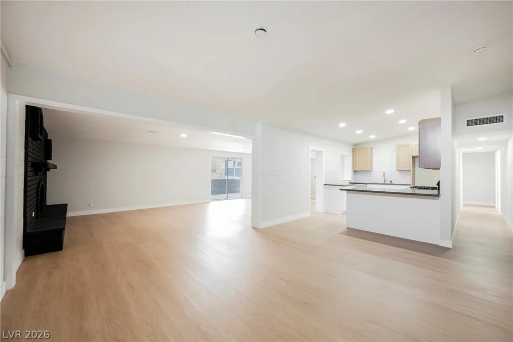 2601 Reynolds, North Las Vegas, NV 89030
