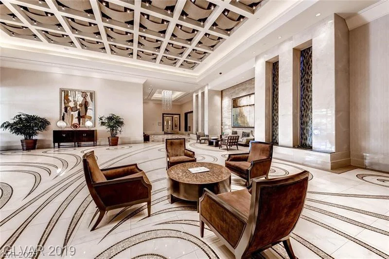 135 Harmon, Las Vegas, NV 89109