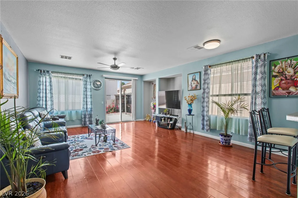817 Bolivar, North Las Vegas, NV 89032