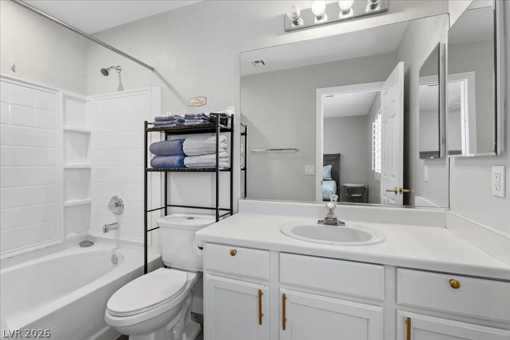 10422 Midseason Mist, Las Vegas, NV 89183