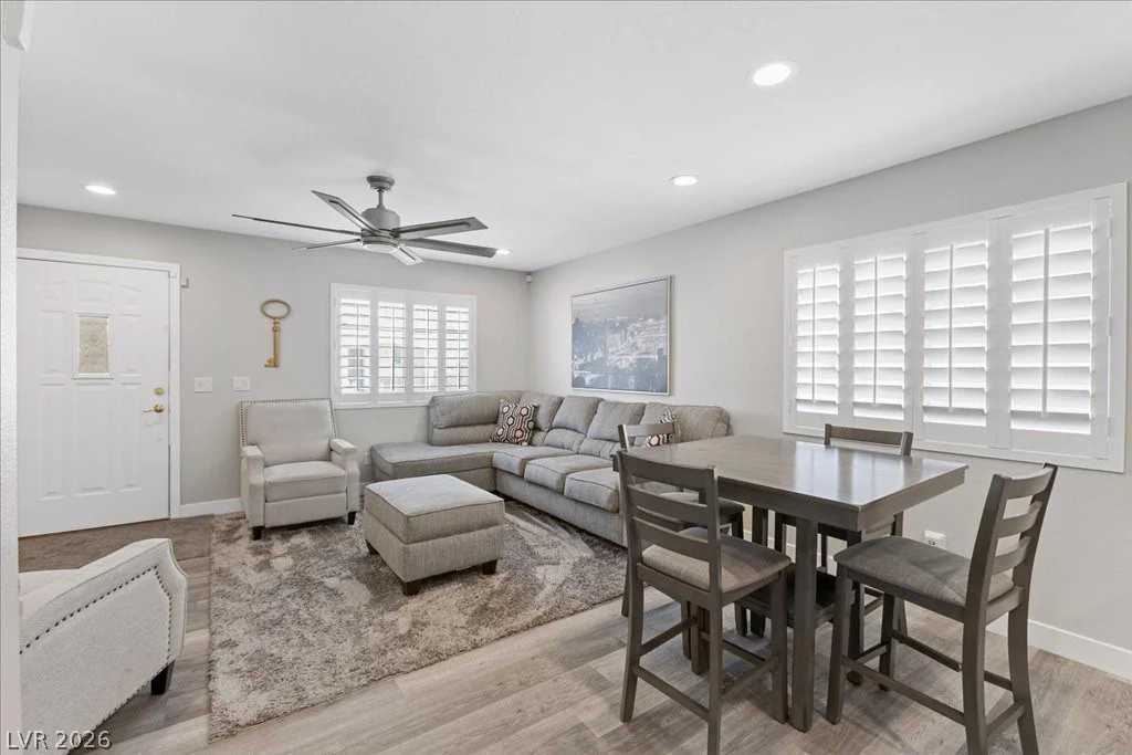10422 Midseason Mist, Las Vegas, NV 89183
