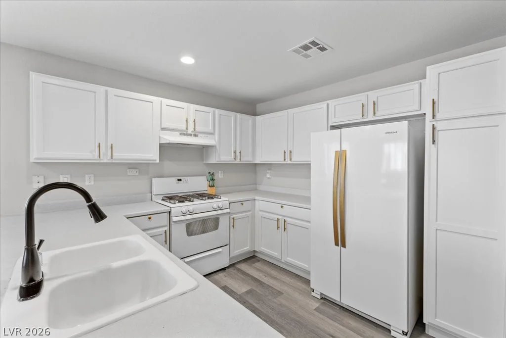10422 Midseason Mist, Las Vegas, NV 89183