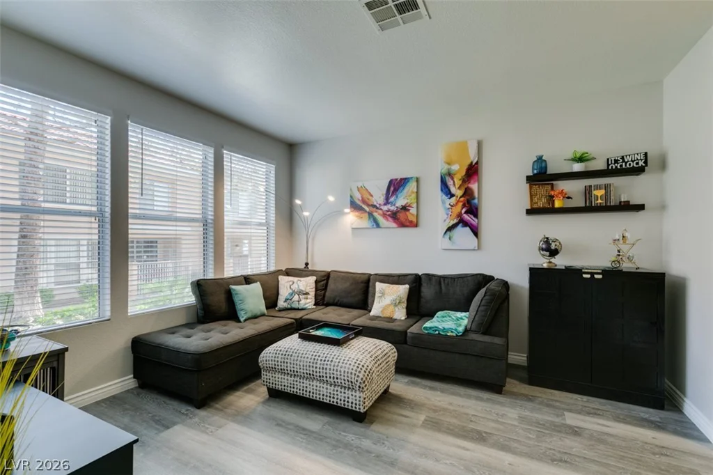 251 Green Valley, Henderson, NV 89012