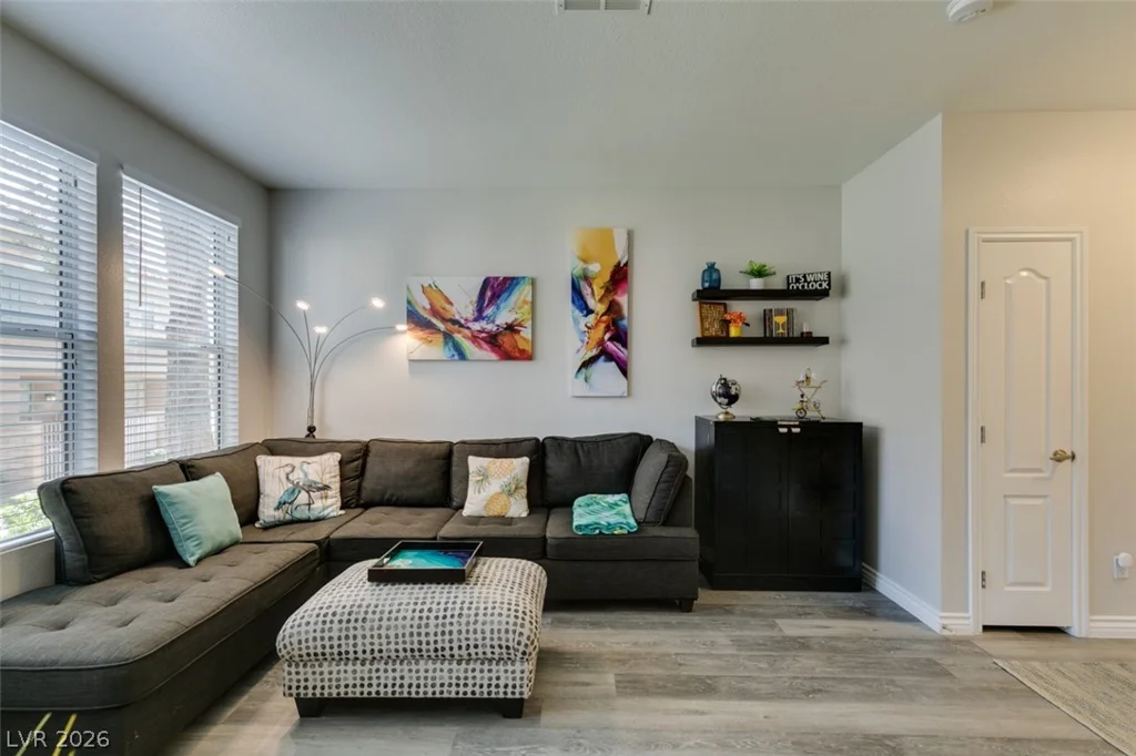 251 Green Valley, Henderson, NV 89012