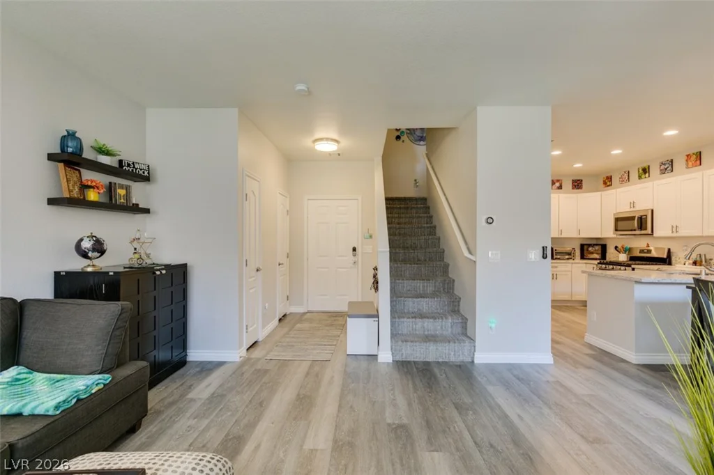 251 Green Valley, Henderson, NV 89012