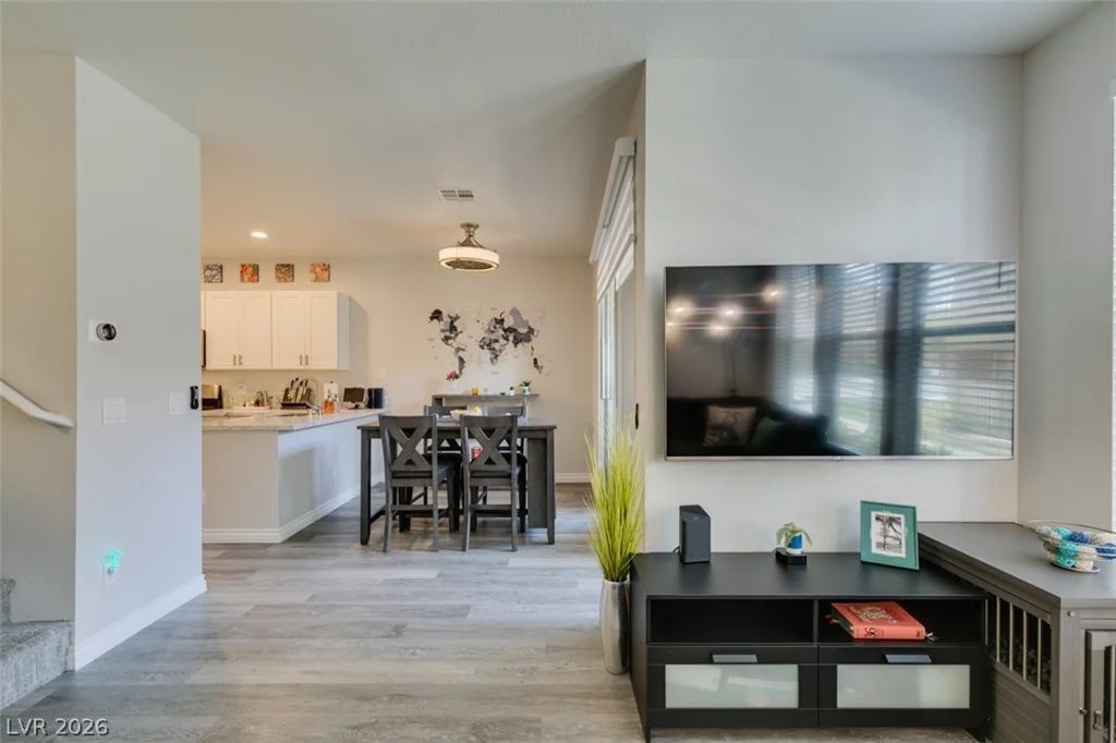 251 Green Valley, Henderson, NV 89012