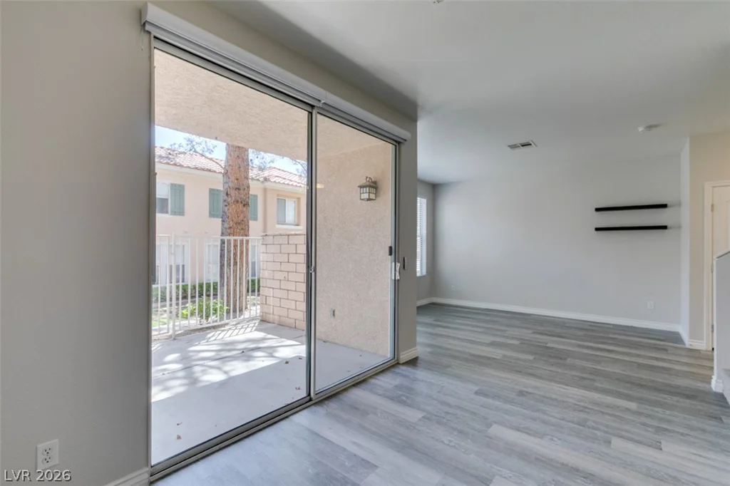 251 Green Valley, Henderson, NV 89012