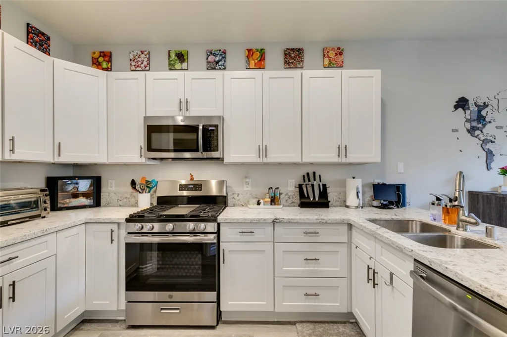 251 Green Valley, Henderson, NV 89012
