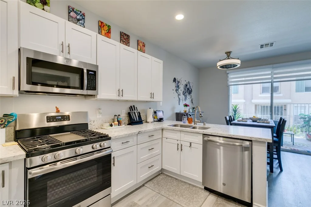251 Green Valley, Henderson, NV 89012