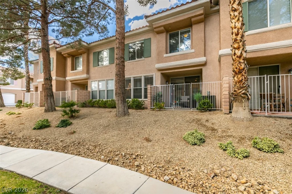 251 Green Valley, Henderson, NV 89012