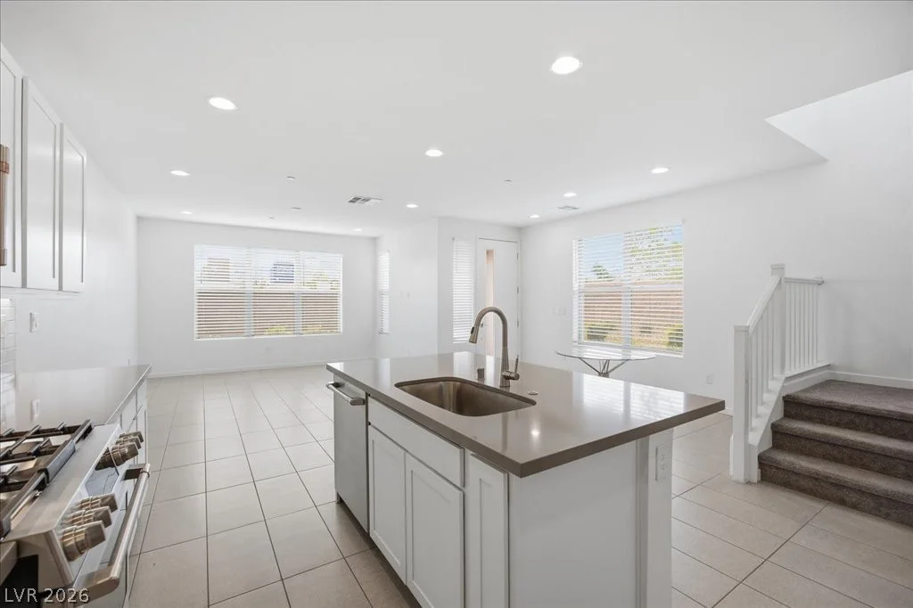 1153 Notch Peak, Las Vegas, NV 89135