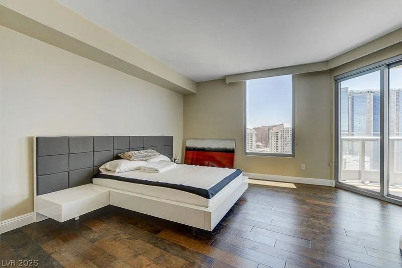 222 KAREN, Las Vegas, NV 89109