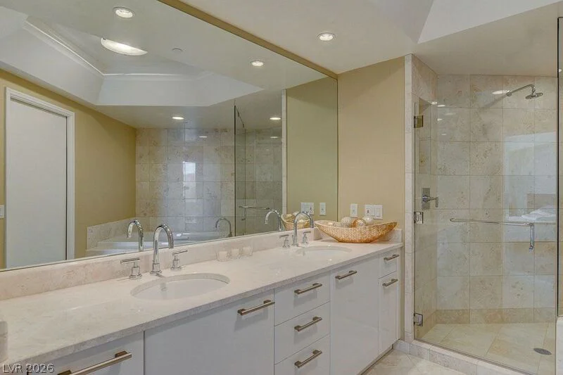 222 KAREN, Las Vegas, NV 89109
