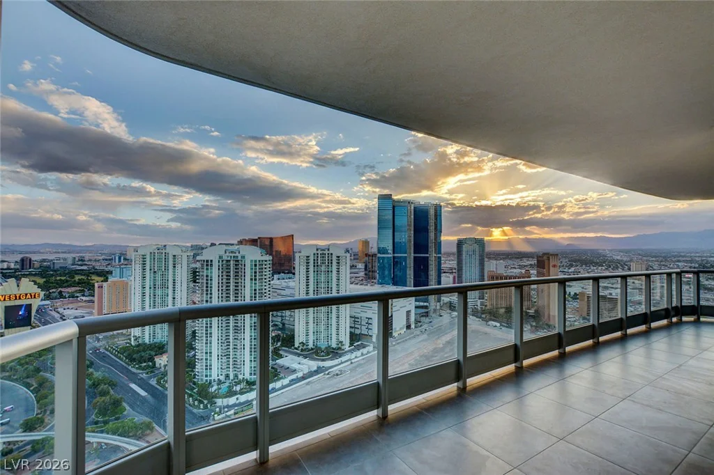 222 KAREN, Las Vegas, NV 89109