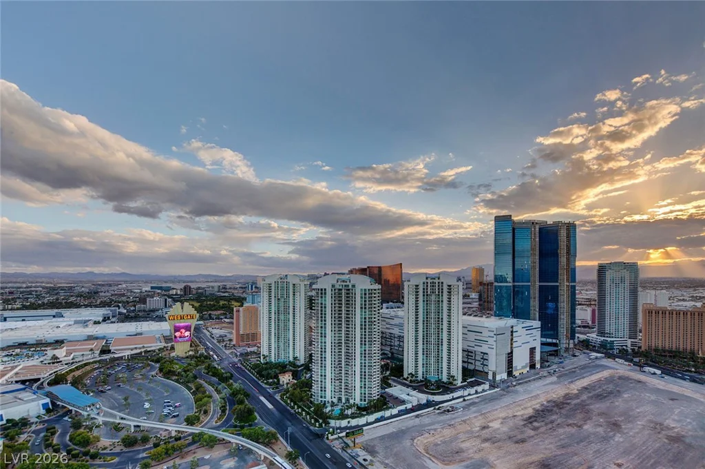 222 KAREN, Las Vegas, NV 89109