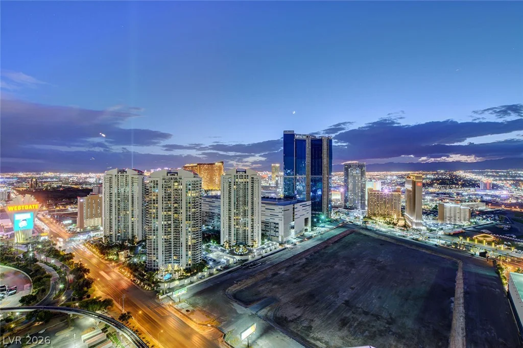 222 KAREN, Las Vegas, NV 89109