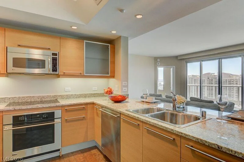 222 KAREN, Las Vegas, NV 89109