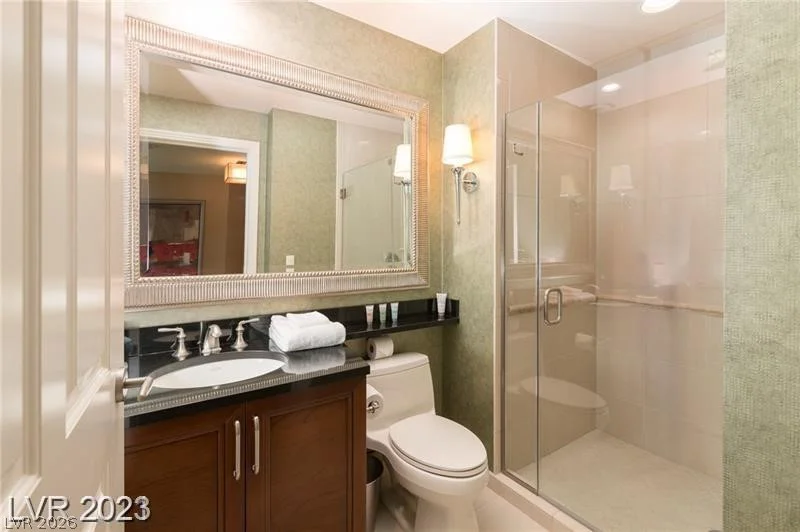 125 Harmon, Las Vegas, NV 89109