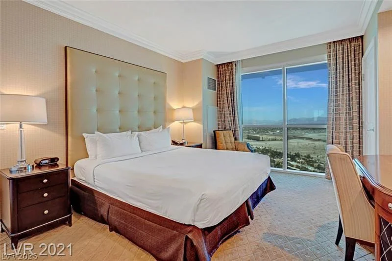 125 Harmon, Las Vegas, NV 89109
