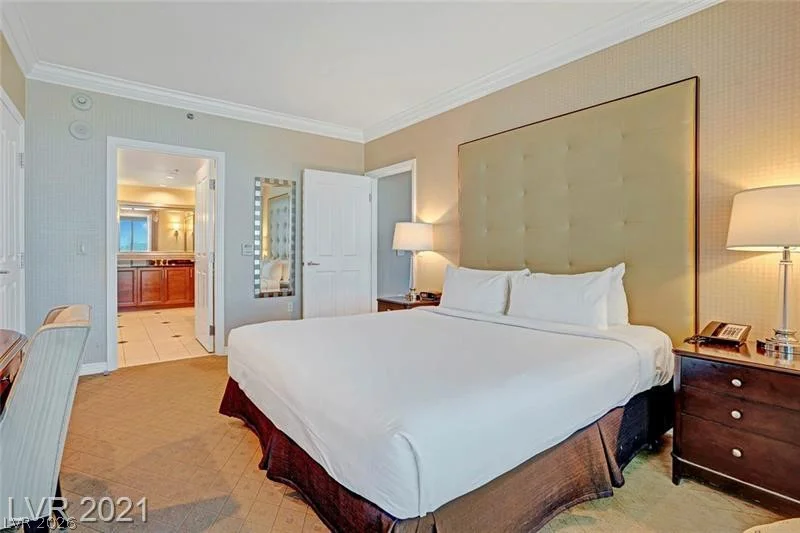 125 Harmon, Las Vegas, NV 89109
